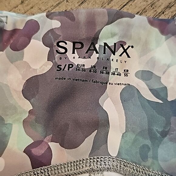 Spanx camo 7/8 leggings size S NWT - Picture 6 of 10
